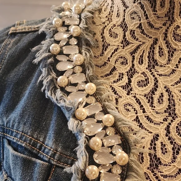 DURAN JEWELED JEAN JACKET - Picture 4 of 4